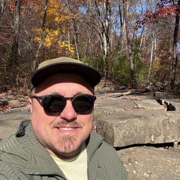 Meet your Posher, Justin - Picture 1 of 1